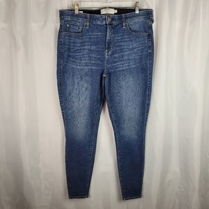 Torrid Sky High Skinny Ankle Blue Denim Jeans Womens Size 14T Tall